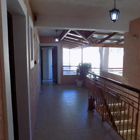 Afrodite 14 Spacious Apartment * Agia Efimia